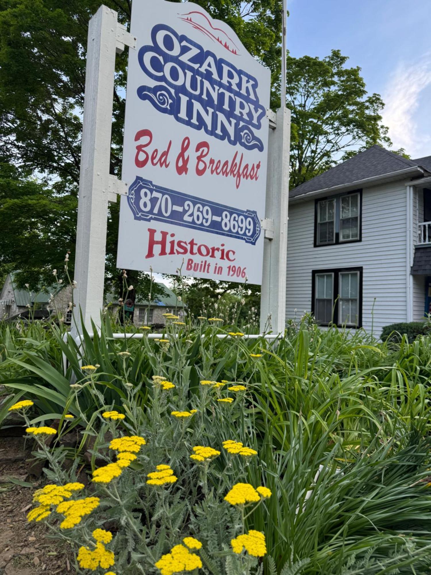 Ozark Country Inn Маунтин Вю Екстериор снимка