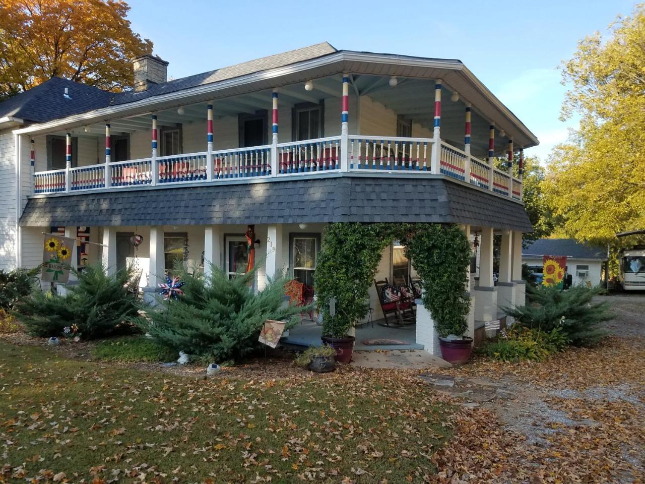 Ozark Country Inn Маунтин Вю Екстериор снимка